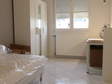 Colocation Courcouronnes 235334-9