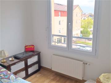 Chambre À Louer Cessy 396675