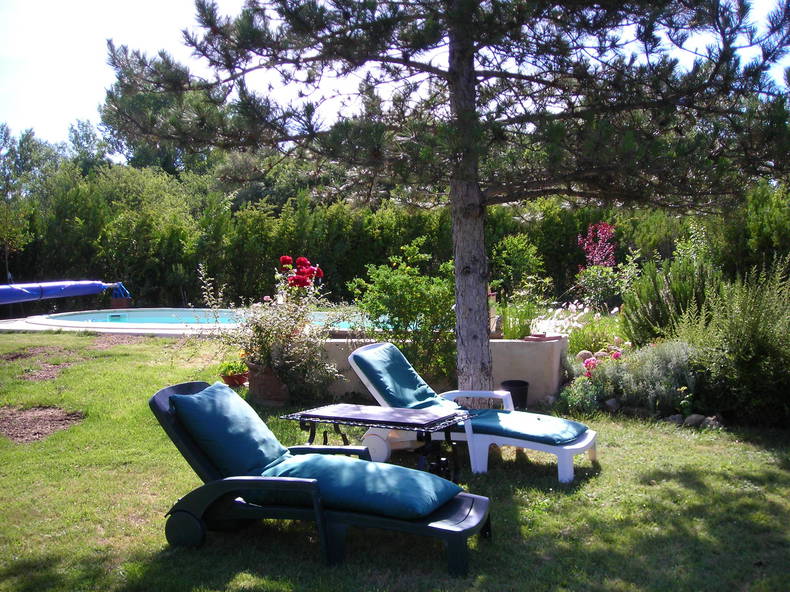 Habitaciones De Huéspedes Rousson 73243-1