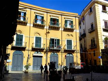 Roomlala | B&b Historical Center Palermo App A