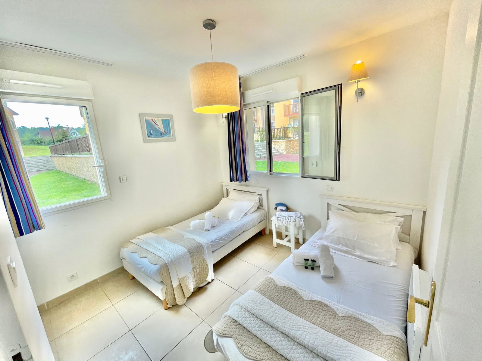 Estudio Independiente Saint-Arnoult 262506