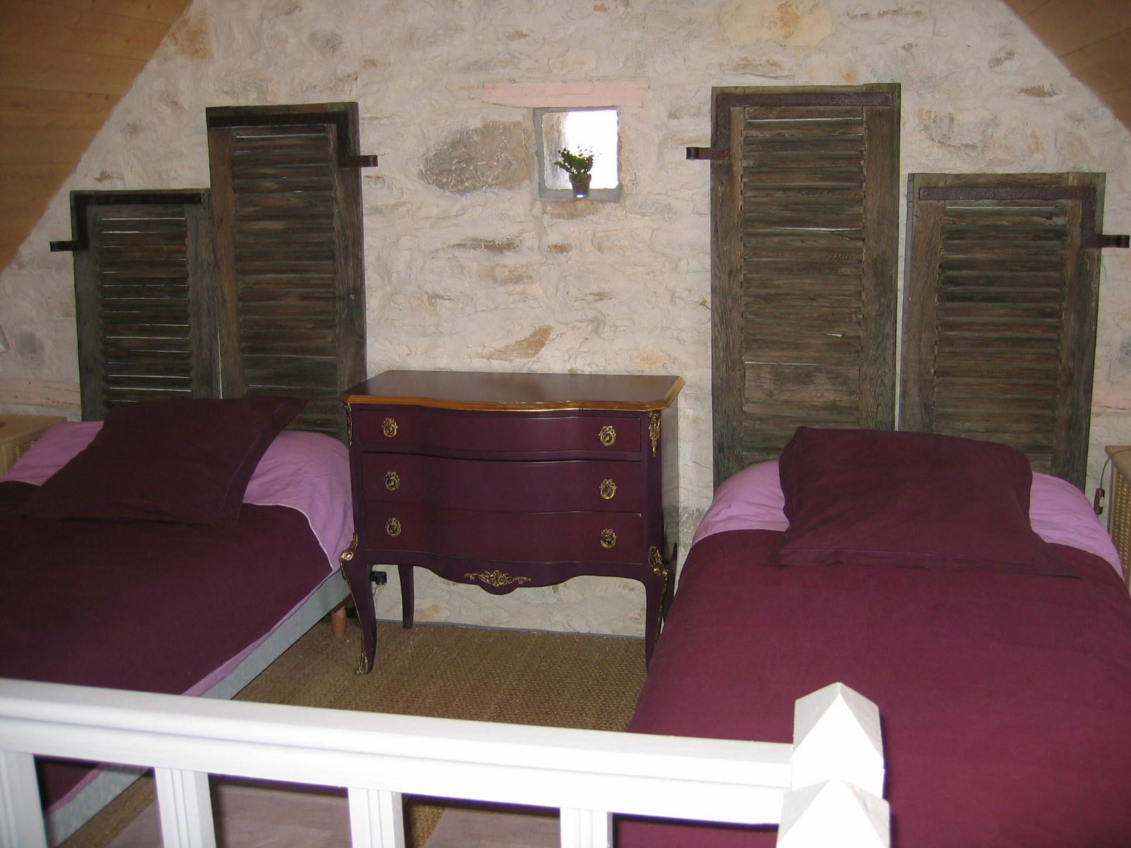 Entire Home Martel 94965