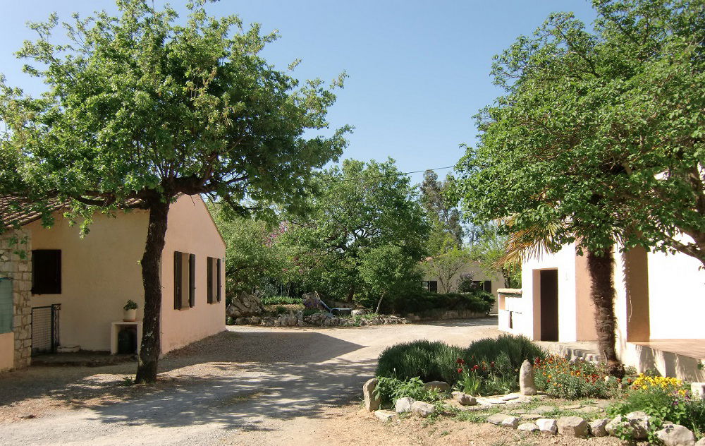 Onofhängeg Studio Balazuc 45333