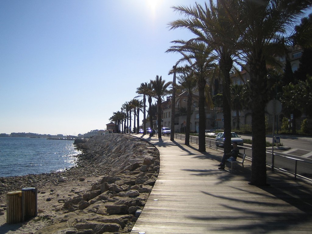 Independent Studio Bandol 123624