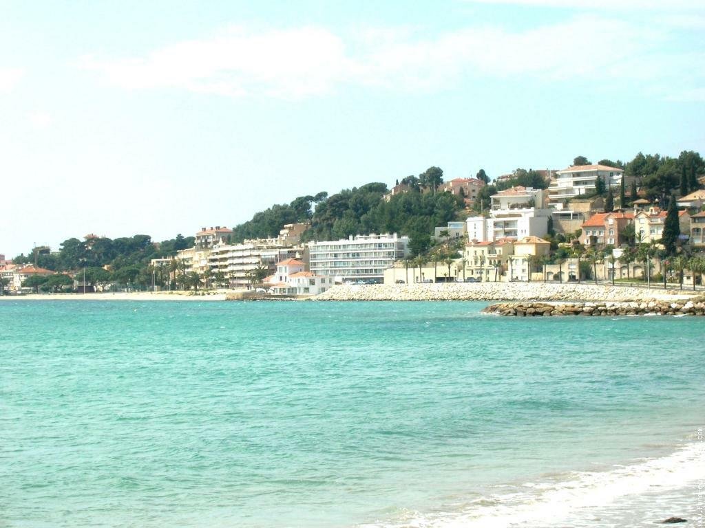 Independent Studio Bandol 123624