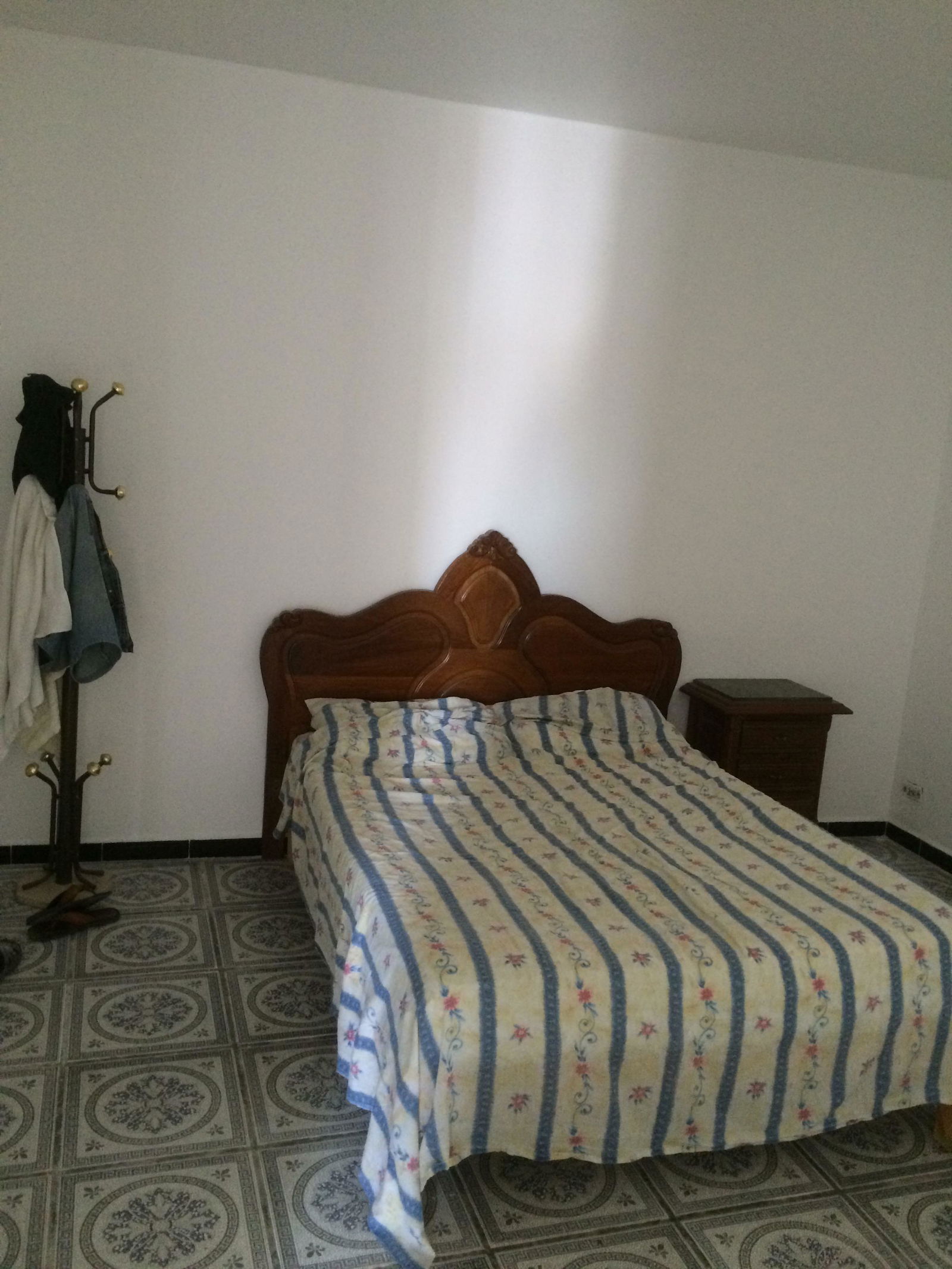 Estudio Independiente Tunis 199388