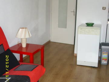 Roomlala | Bardzo jasne studio, blisko stacji metra Canal du Midi i liceum Airb