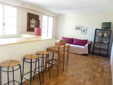 Roomlala | Bardzo ładne 40m2 mieszkanie z jedną sypialnią do wynajęcia 