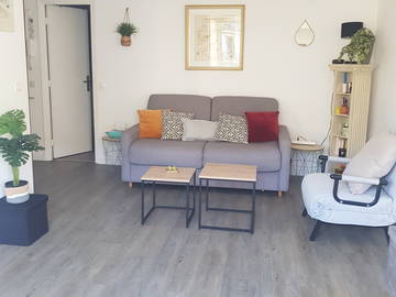 Roomlala | Bardzo przyjemne studio rzut beretem od Uniwersytetu Valrose