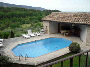 Roomlala | Bastide Con Piscina En Alquiler Frente Al Luberon