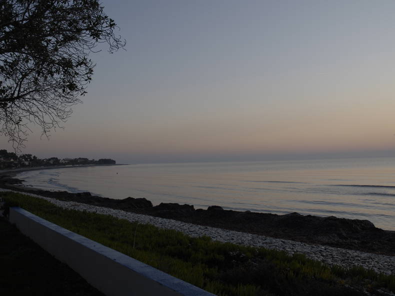 Quedarse En Casa Meneou 85379-2