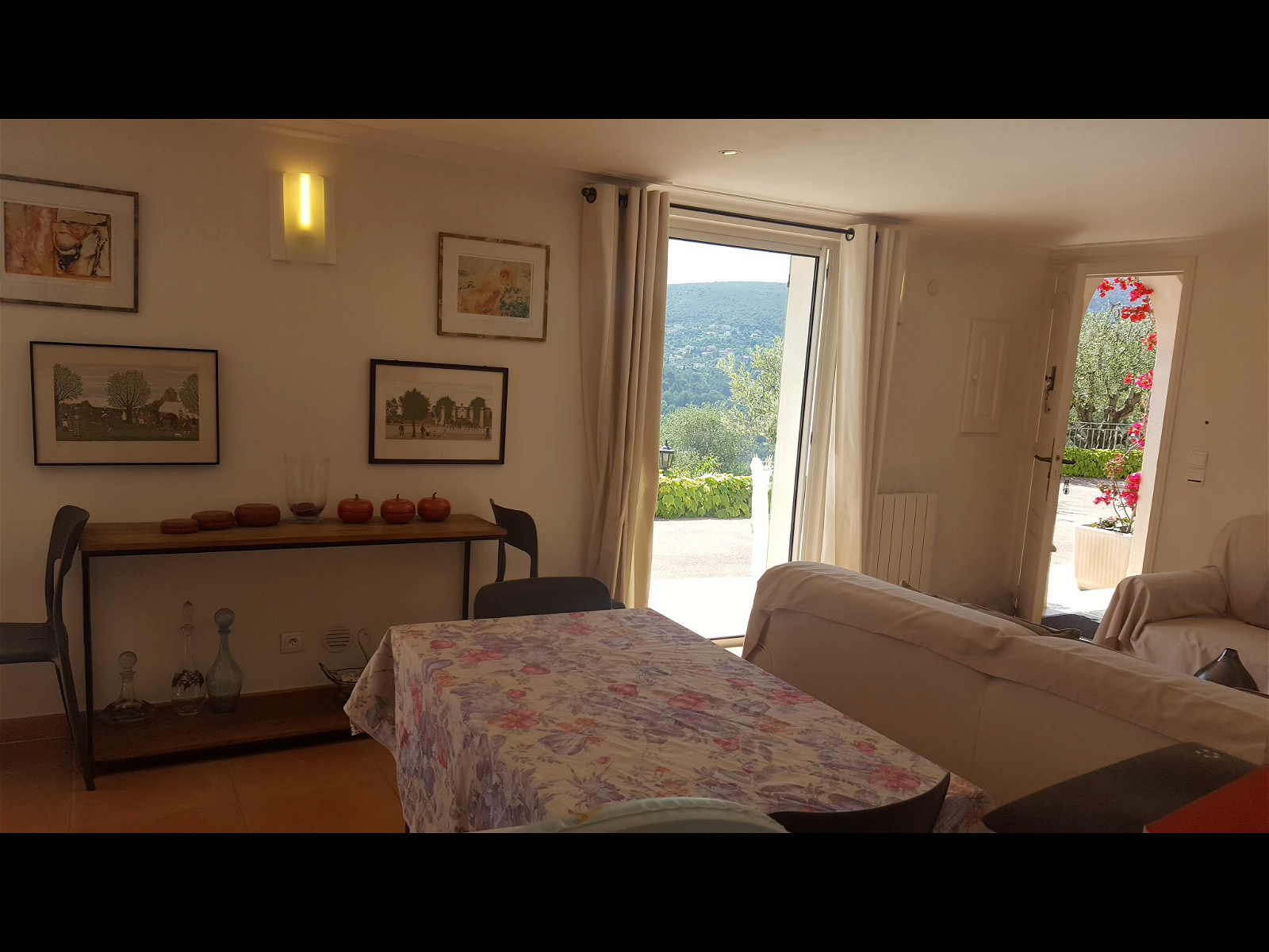 Studio Indépendant Saint-André-de-la-Roche 122870