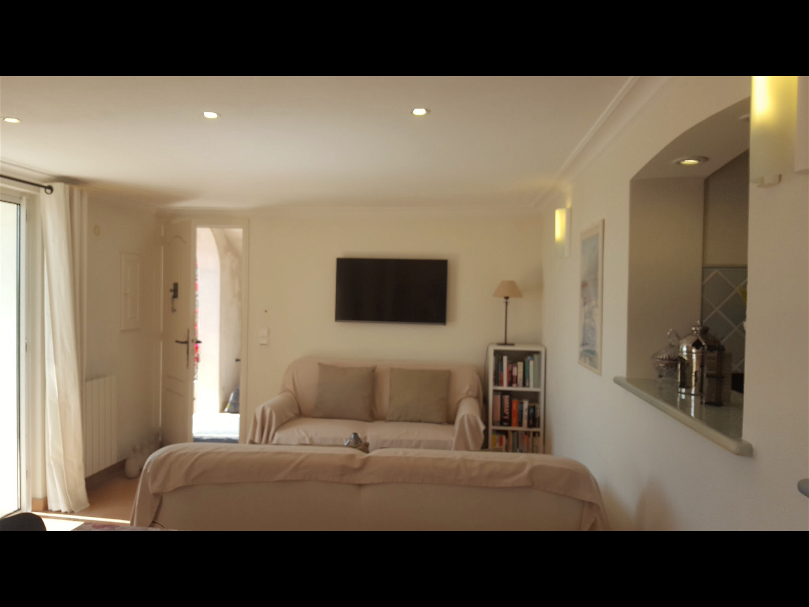 Studio Indépendant Saint-André-de-la-Roche 122870