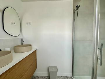 Gesamte Unterkunft zur Miete in Paris - Foto 6 : Badezimmer-6