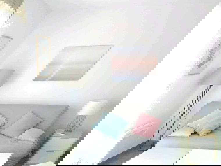 Studio Indépendant Fréjus 261661
