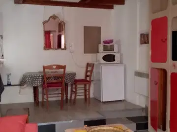 Logement entier à louer à Le Boulou - photo 6 : autre pièce-6