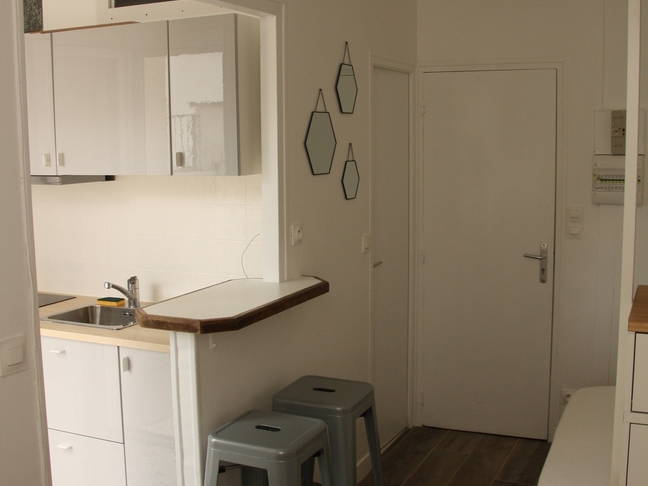 Entire Home Aubervilliers 249891-5