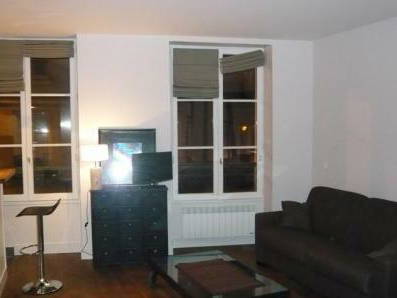 Kolokation Paris 119550-2