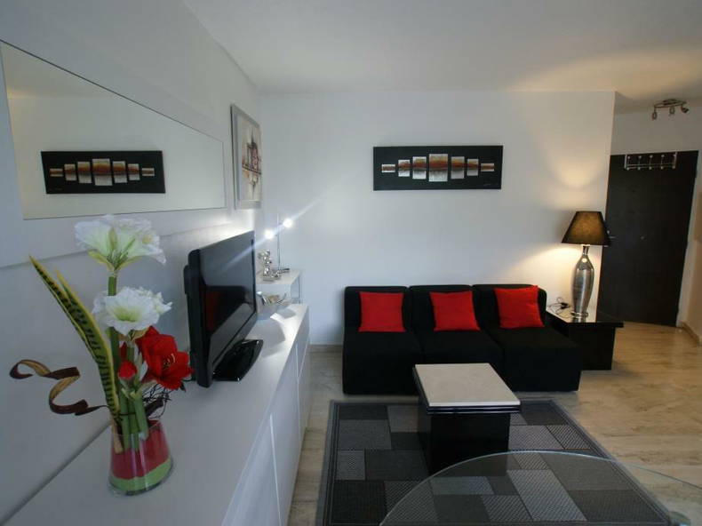 Hela Huset Mandelieu-la-Napoule 219591-4