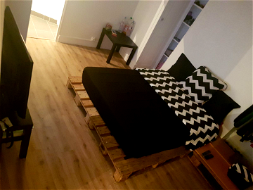 Roomlala | Beautiful 38 M² Apartment Very Well Located