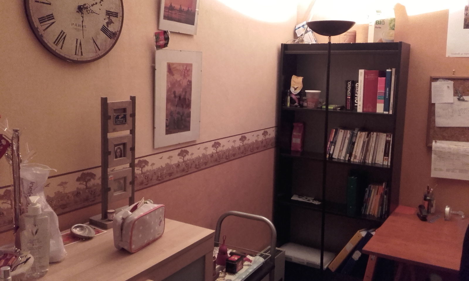 Homestay Vanves 22000