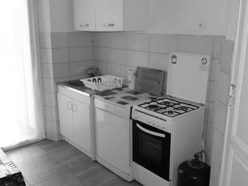 Entire Home Toulon 210296-9