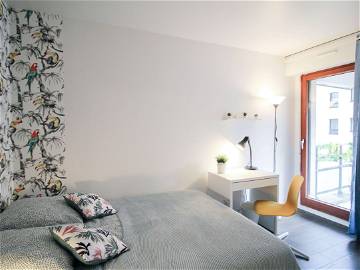 Roomlala | Beautiful Bright Room - 10m² - RU36