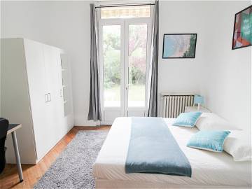 Roomlala | Beautiful Bright Room – 12m² - BO7