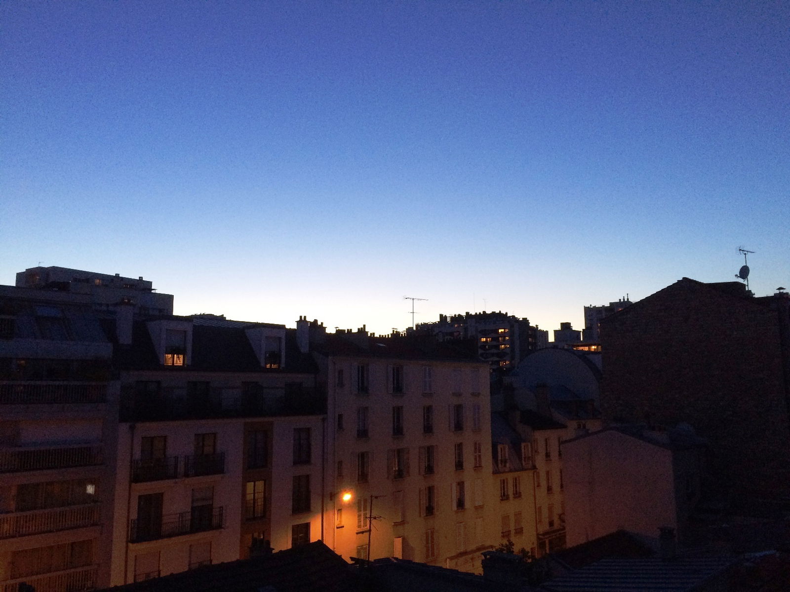 Independent Studio Paris 141041