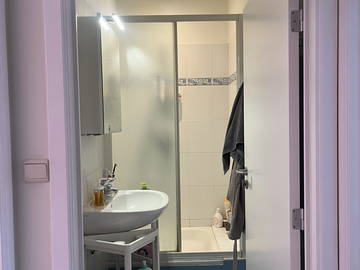 Colocation à louer à Bruxelles - photo 3 : salle de bain-3