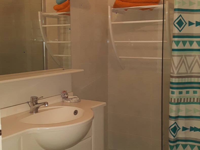 Chambre Chez L'habitant Donzère 112864-3