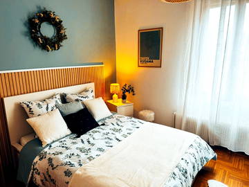 Roomlala | Beautiful furnished shared accommodation available immediately