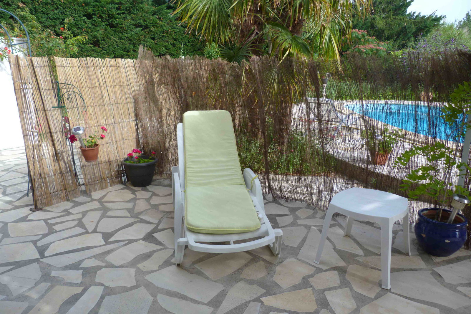 Entire Home Mollégès 100857