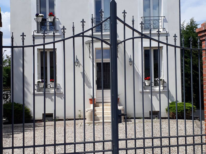 Homestay Colombes 298465-1