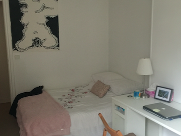 Roomlala | Beautiful Room Near the Champs-Elysées