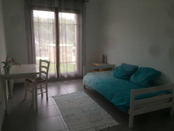 Room For Rent Orgeval 197906