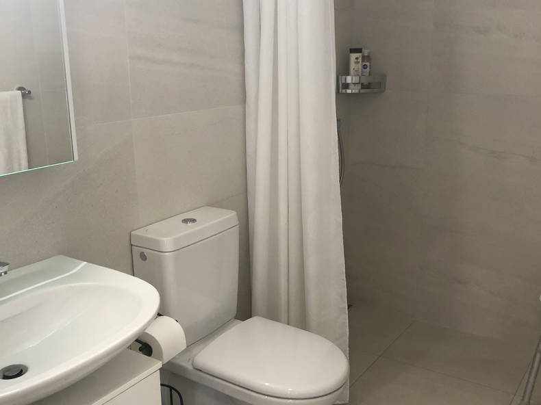 Gästezimmer La Tour-de-Peilz 676052-4