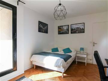 Room For Rent Rueil-Malmaison 223376