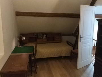 Chambre À Louer Saint-Germain-La-Poterie 245612