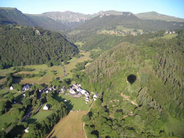 Vierashuoneet Chambon-sur-Lac 51591