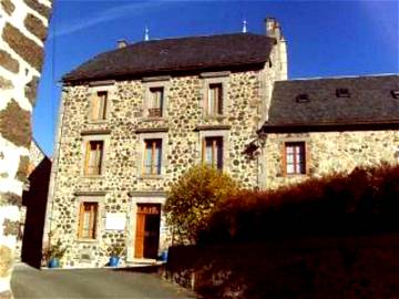 Roomlala | Bed And Breakfast 3 Keys In Cantal