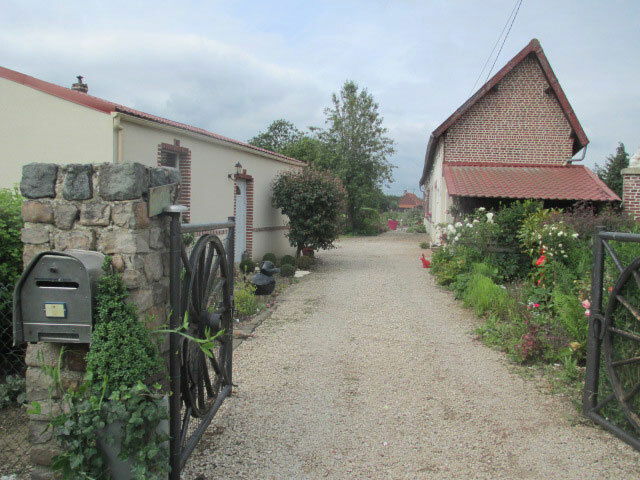 Bed And Breakfast Ficheux 83750