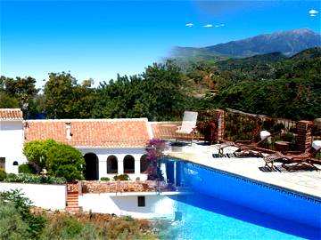Roomlala | Bed And Breakfast Andalucia-Comares