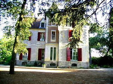 Roomlala | Bed And Breakfast At Château De Bireboy