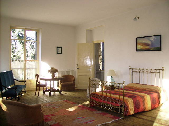 Habitaciones De Huéspedes Clairac 44421-4
