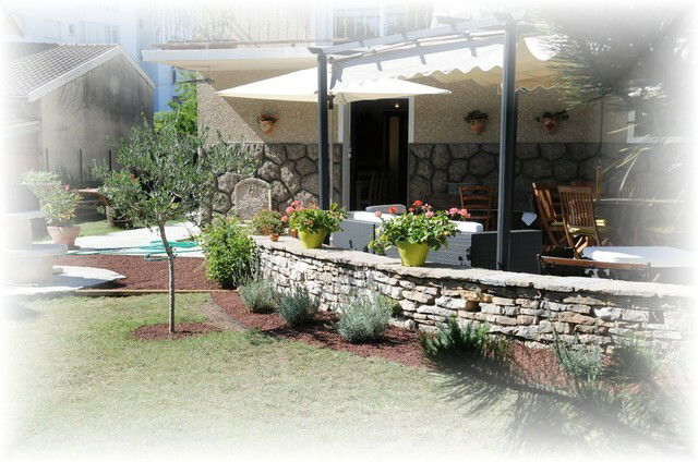 Bed And Breakfast Roussillon 17251