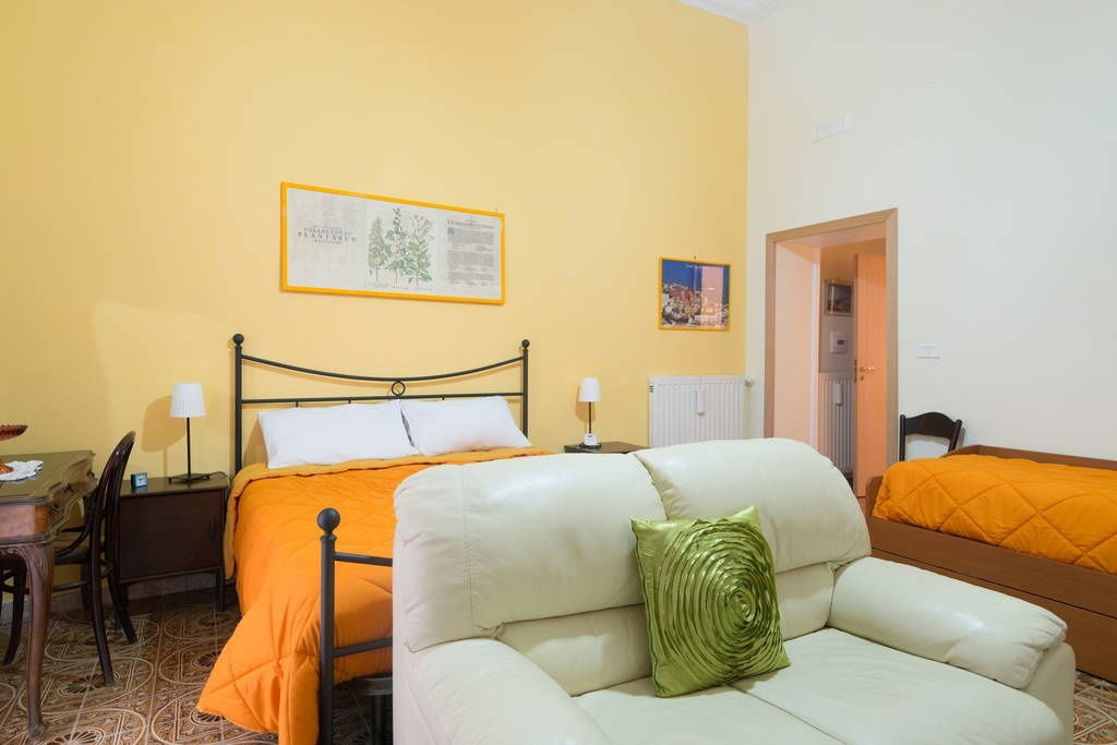 Habitaciones De Huéspedes Napoli 125109