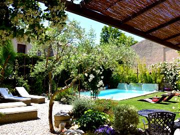 Roomlala | Bed And Breakfast Di Lusso In Provenza