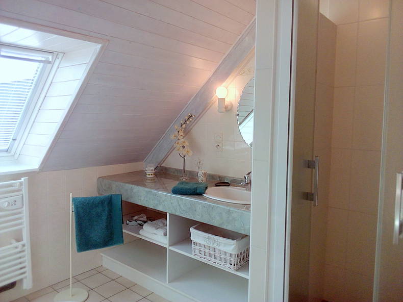 Gästezimmer Mahalon 30034-5