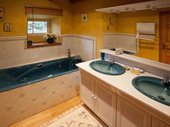 Quartos De Hóspedes Saint-Laurent-de-Muret 18829-4